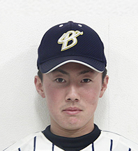 田中悠太郎　背番号5　3年　右投右打　大冠高